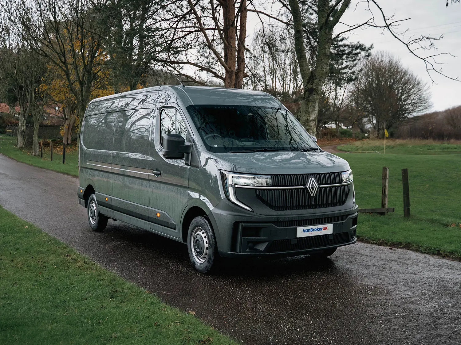 Renault Master MWB Diesel FWD MM35 Blue DCI 130 Advance Medium Roof Van