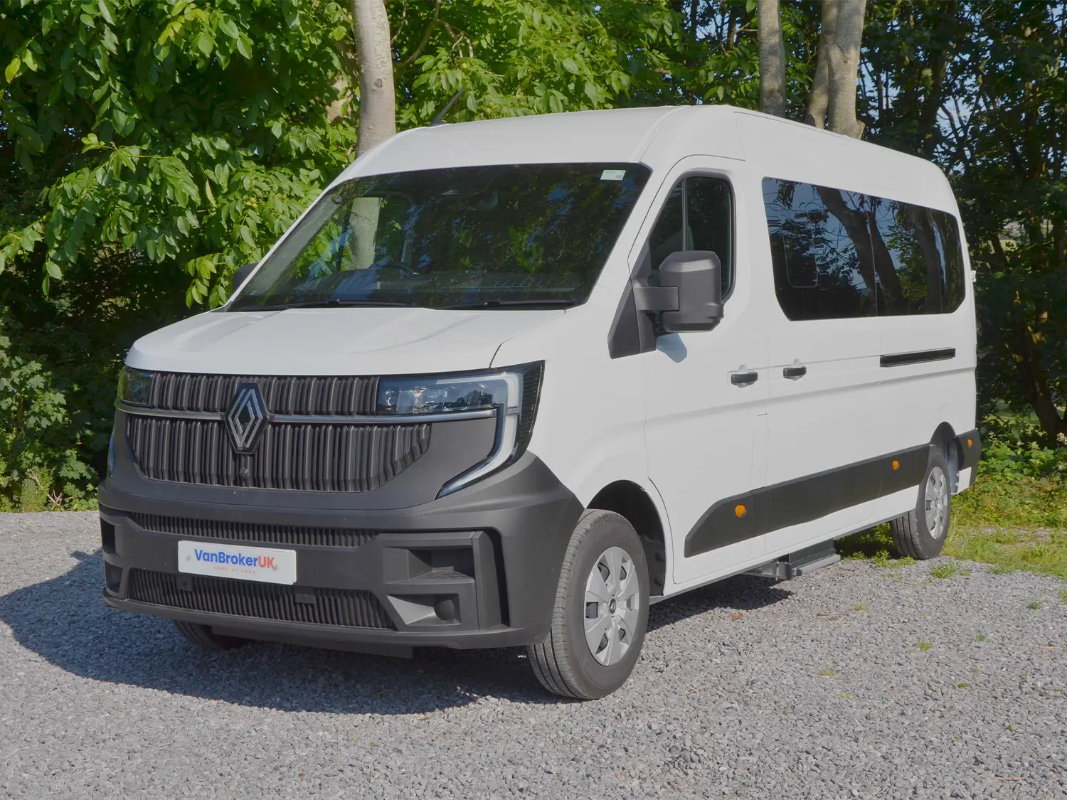 Renault Master Minibus Diesel Lm39dci 120 Medium Roof 15 Seater