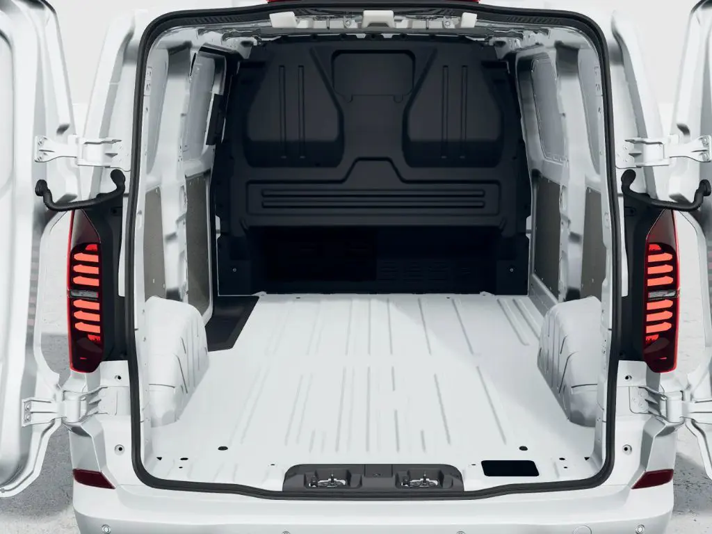 Volkswagen Transporter T32 SWB Electric 100KW 70KWH Commerce Plus Van Auto 5 Plus