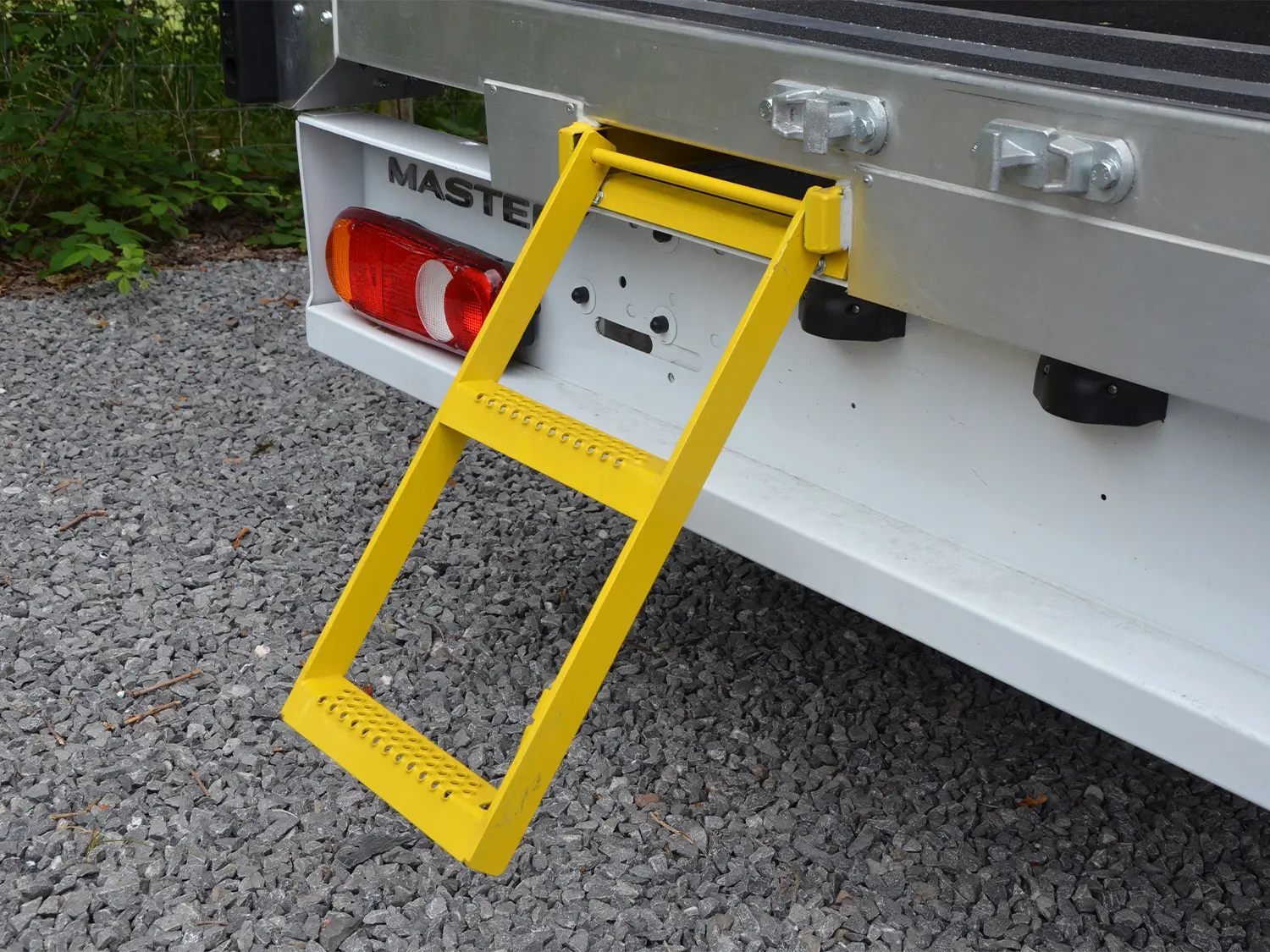 Renault Master LWB Diesel FWD LL35 DCI 150 Advance LOW Roof D/Cab Chassis