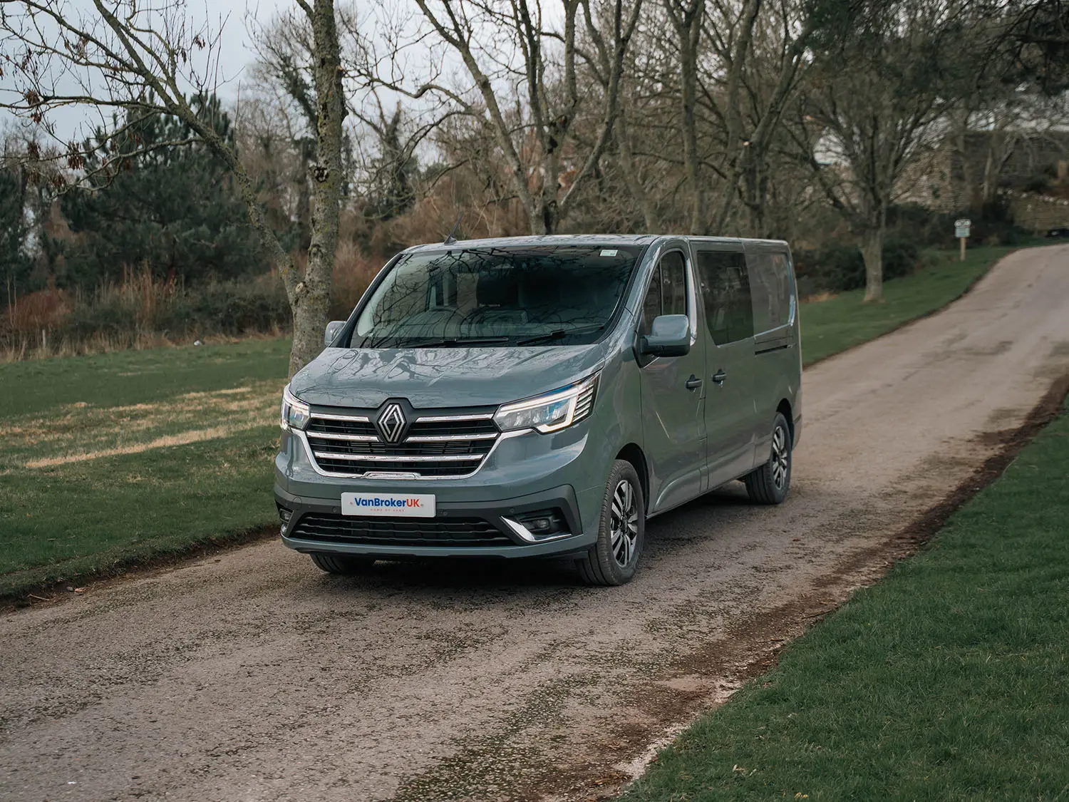 Renault Trafic LWB Diesel LL30 Blue DCI 130 Advance Safety Crew Van
