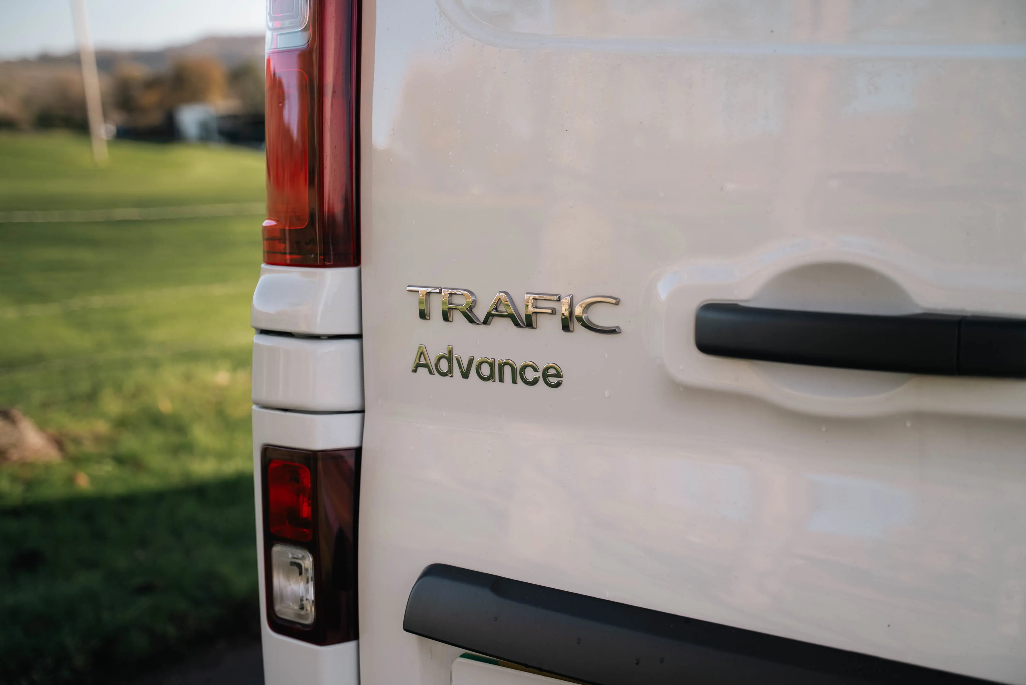 Renault Trafic E-Tech LWB Electric LL30 90KW 52KWH Advance Van Auto
